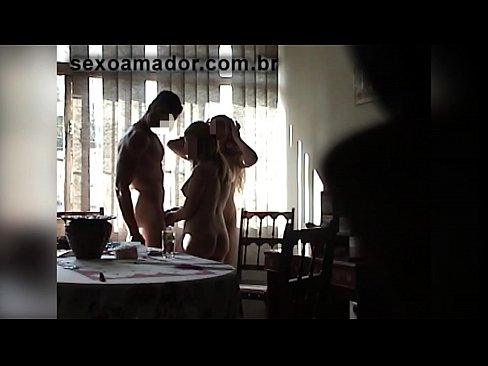 ❤️ Ħbieb sesswali jistiednu raġel ġgant u threesome miegħu ️❌ Porno f'mt.mrvideospornogratis.ru ️❤